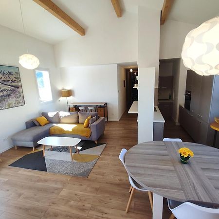 Terrasse 130M2 Panoramique Avec Climatisation Piscine - 3 Chambres Gréoux-les-Bains Eksteriør billede